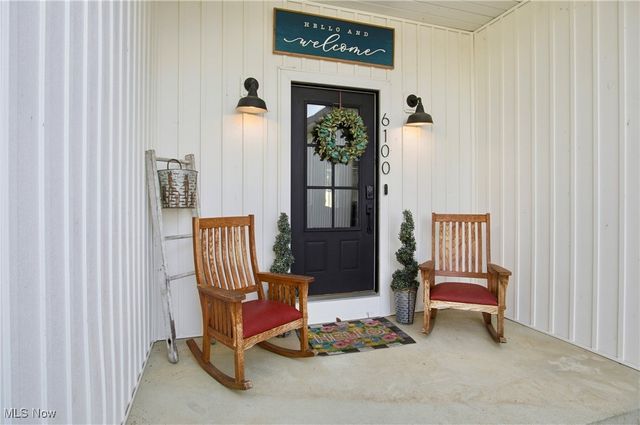 6100 Arnies Drive, Nashport, OH 43830