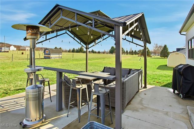 6100 Arnies Drive, Nashport, OH 43830