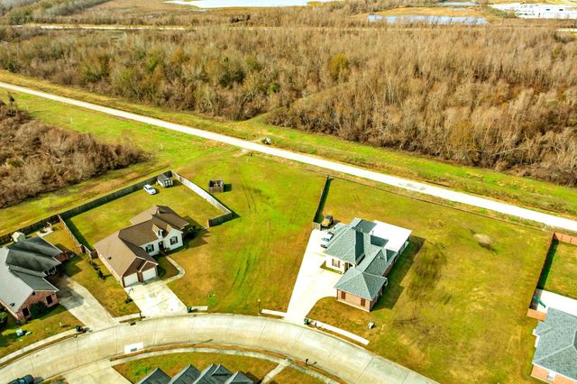 240 Mandalay West Drive, Houma, LA 70360