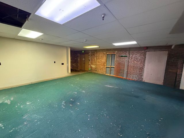 1590 California Street, Suite B, Redding, CA 96001