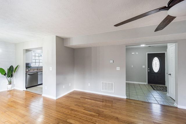 117 River Run Court, Georgetown, KY 40324