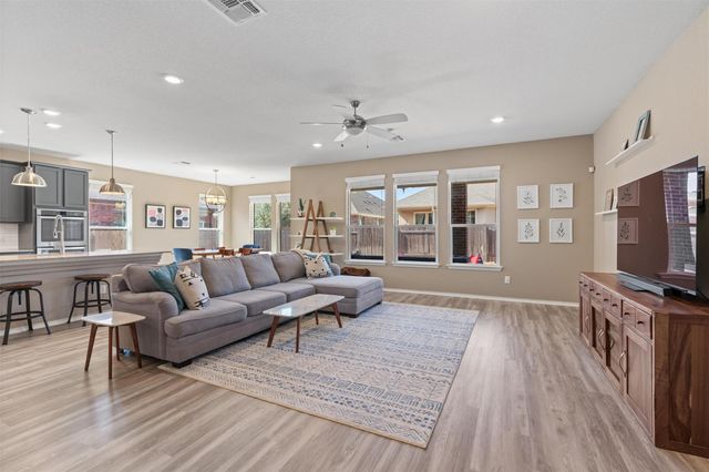 1029 Plano LN, Leander, TX 78641