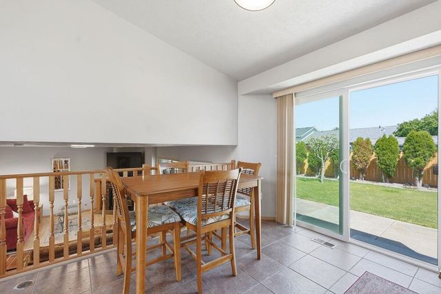 1224 N Stevenson Rd, Liberty Lake, WA 99019