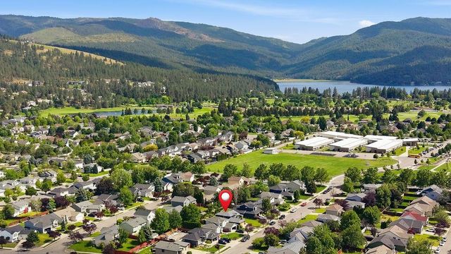 1224 N Stevenson Rd, Liberty Lake, WA 99019