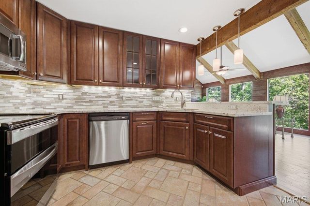 6355 Franks Road, Byrnes Mill, MO 63051