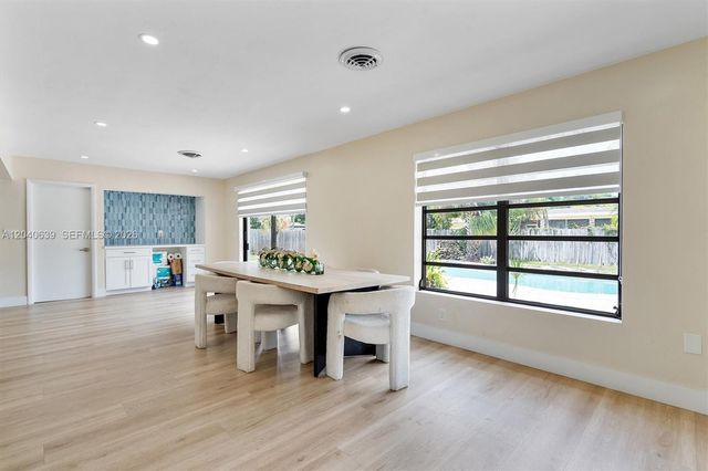 885 Azalea Court, Plantation, FL 33317