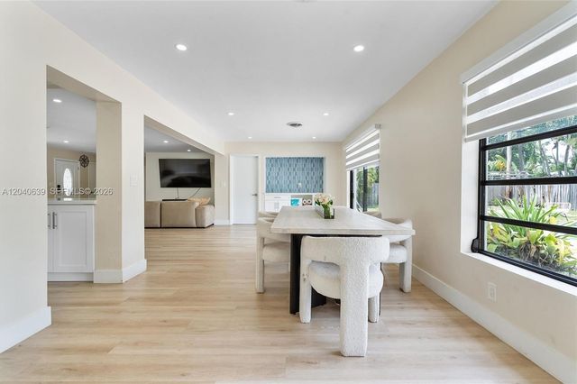 885 Azalea Court, Plantation, FL 33317