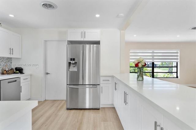 885 Azalea Court, Plantation, FL 33317