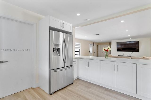 885 Azalea Court, Plantation, FL 33317