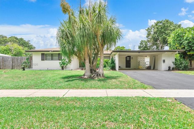 885 Azalea Court, Plantation, FL 33317