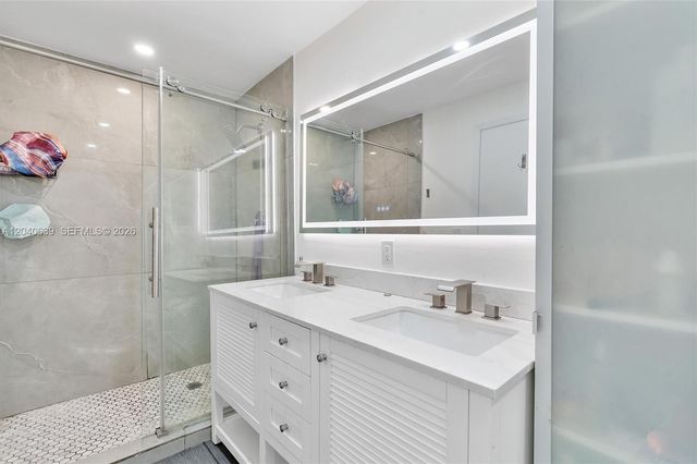 885 Azalea Court, Plantation, FL 33317