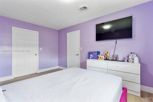 885 Azalea Court, Plantation, FL 33317