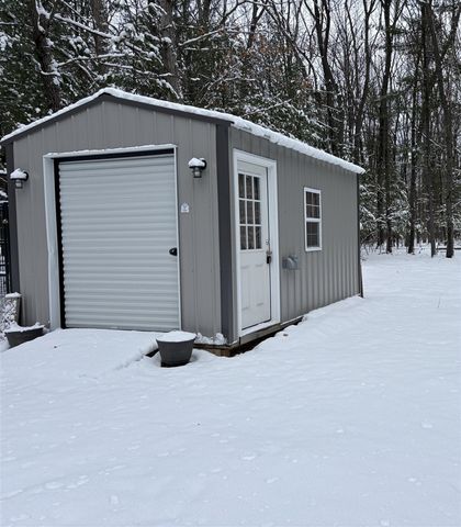 1089 Greensview Drive, Manistee, MI 49660