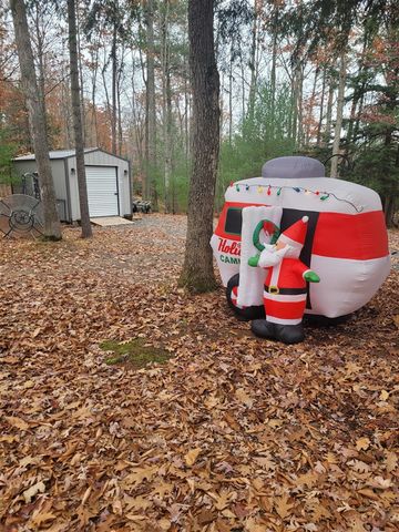 1089 Greensview Drive, Manistee, MI 49660