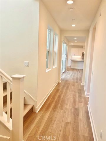 325 S Nevada Avenue, Ventura, CA 93004