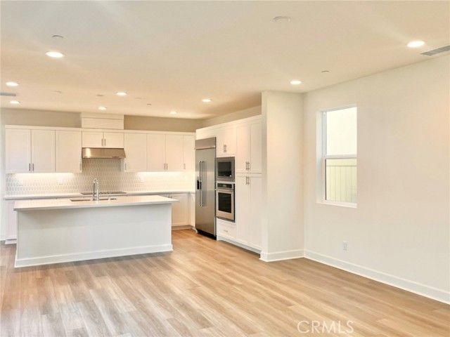 325 S Nevada Avenue, Ventura, CA 93004