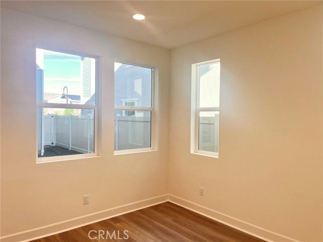 325 S Nevada Avenue, Ventura, CA 93004