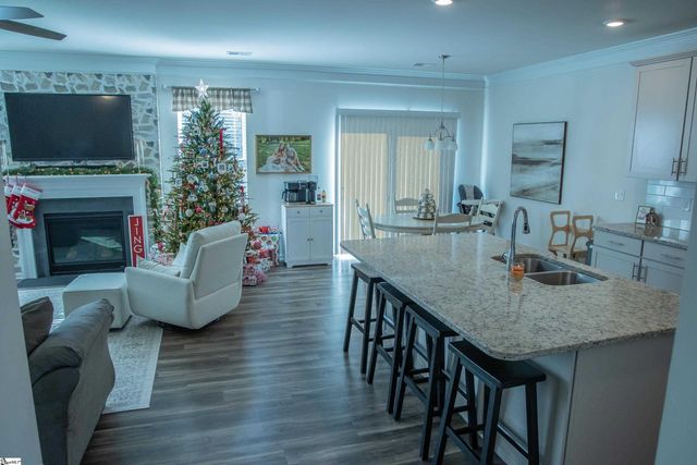 504 Slate Court, Easley, SC 29642