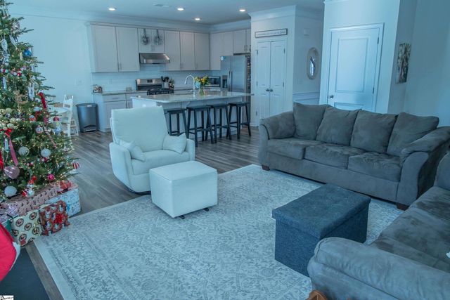 504 Slate Court, Easley, SC 29642