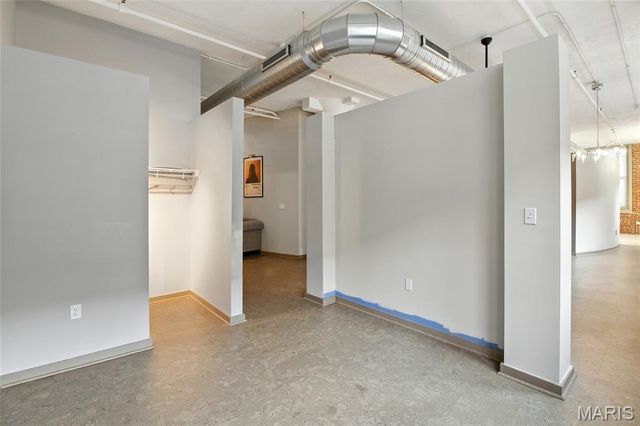 1627 Locust Street 202, St Louis, MO 63103