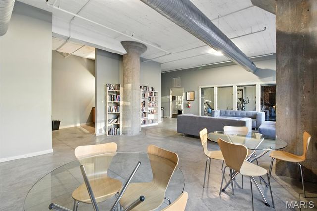 1627 Locust Street 202, St Louis, MO 63103