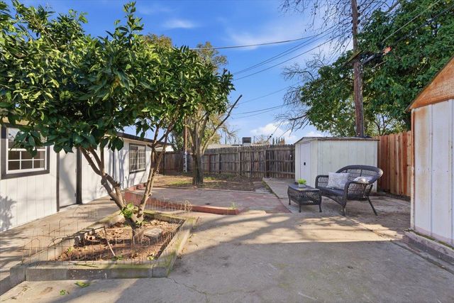 3840 San Novado Way, North Highlands, CA 95660