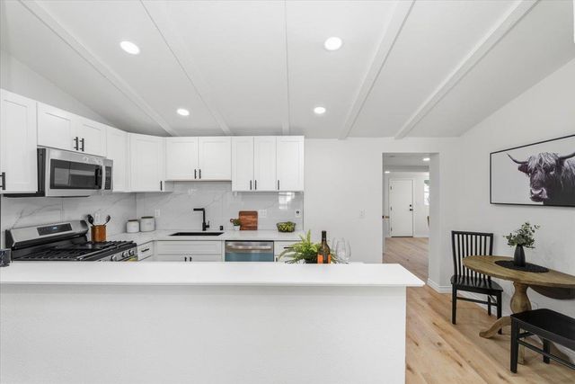 3840 San Novado Way, North Highlands, CA 95660