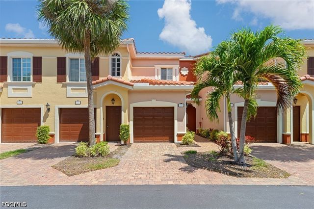 20140 Estero Gardens CIR 104, Estero, FL 33928