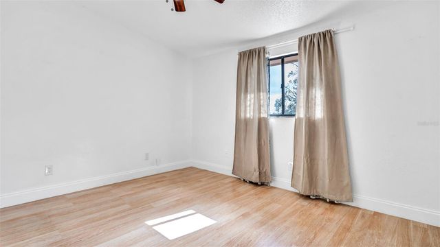 3913 OAK LIMB COURT, Tampa, FL 33614