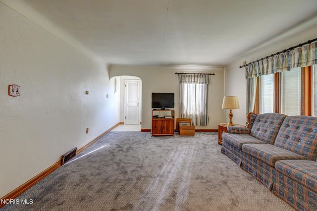 8549 Jerusalem Road, Curtice, OH 43412