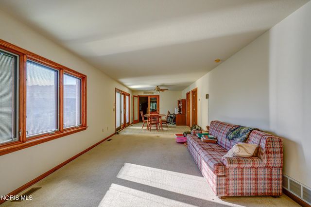 8549 Jerusalem Road, Curtice, OH 43412