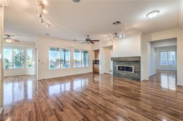 2328 Rosendale Village Avenue, Henderson, NV 89052