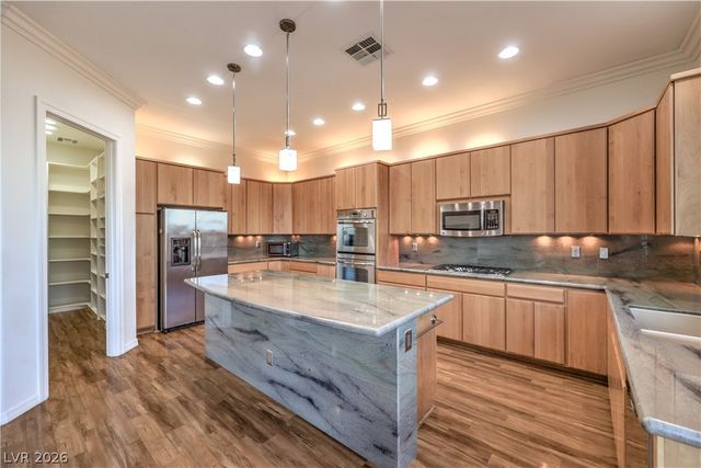 2328 Rosendale Village Avenue, Henderson, NV 89052