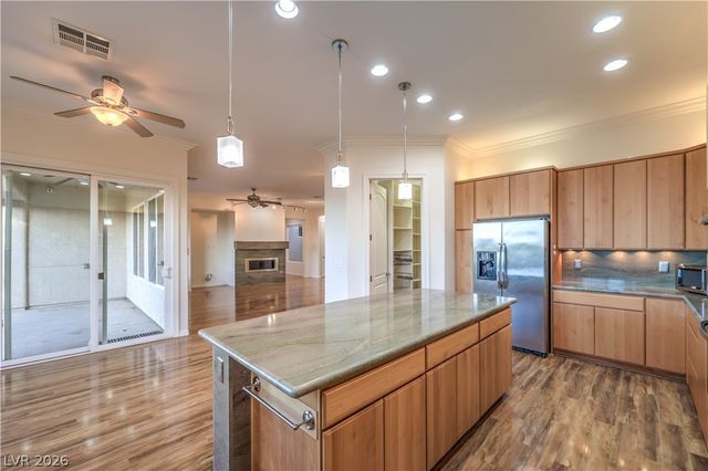 2328 Rosendale Village Avenue, Henderson, NV 89052