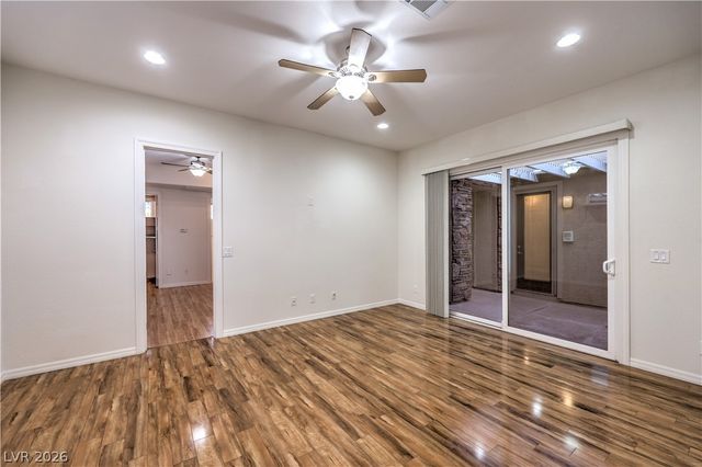 2328 Rosendale Village Avenue, Henderson, NV 89052