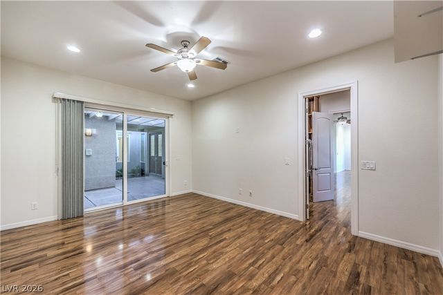 2328 Rosendale Village Avenue, Henderson, NV 89052