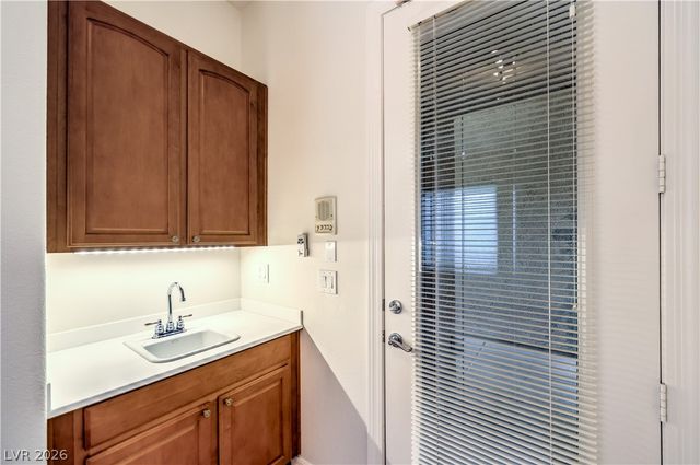 2328 Rosendale Village Avenue, Henderson, NV 89052