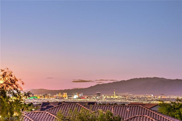 2328 Rosendale Village Avenue, Henderson, NV 89052