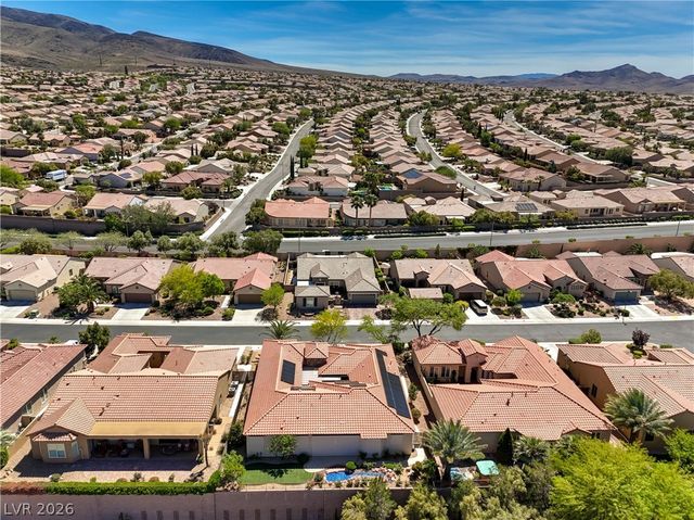 2328 Rosendale Village Avenue, Henderson, NV 89052