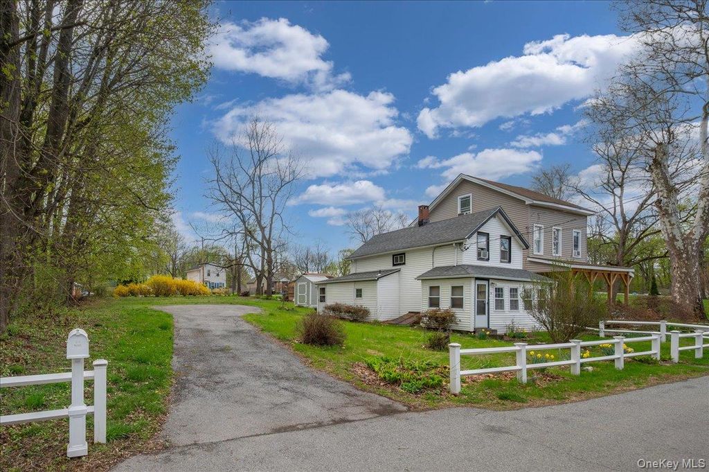 35 Fallkill Avenue, Poughkeepsie, NY 12601