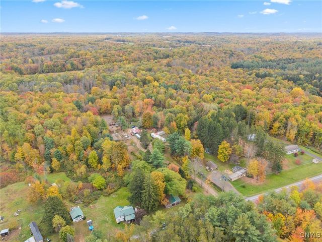 15196 State Route 104, Sterling, NY 13111