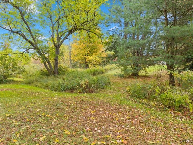15196 State Route 104, Sterling, NY 13111