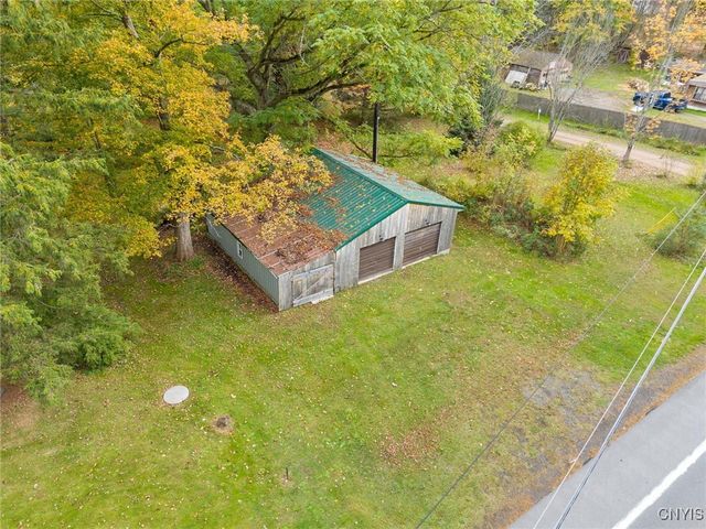 15196 State Route 104, Sterling, NY 13111