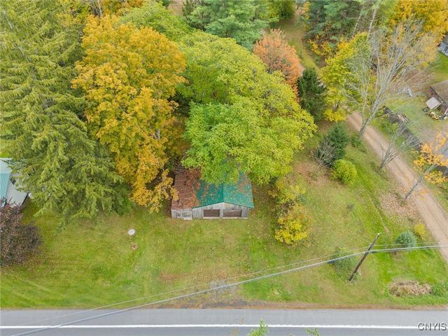 15196 State Route 104, Sterling, NY 13111