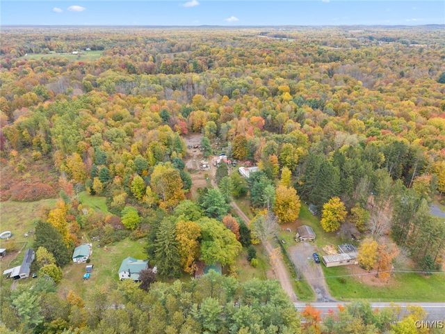 15196 State Route 104, Sterling, NY 13111