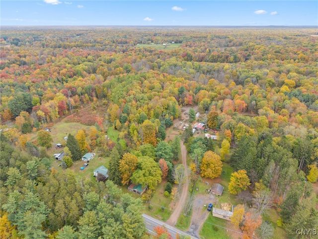 15196 State Route 104, Sterling, NY 13111