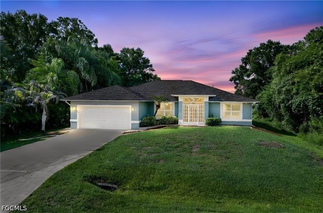2707 7th ST W, Lehigh Acres, FL 33971