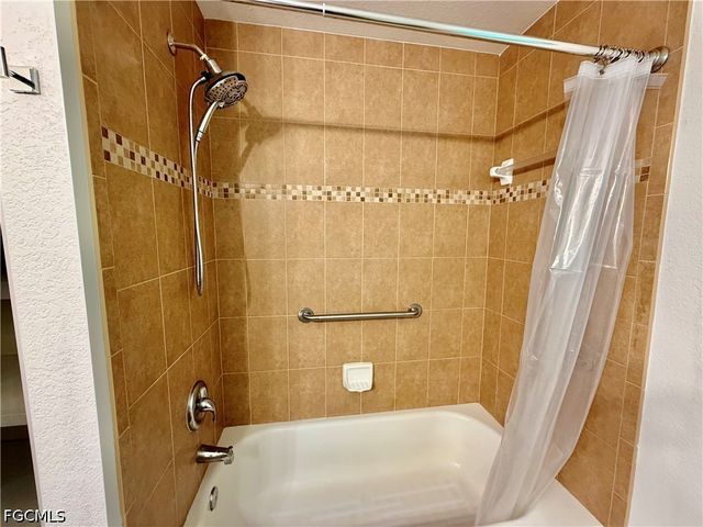 2707 7th ST W, Lehigh Acres, FL 33971
