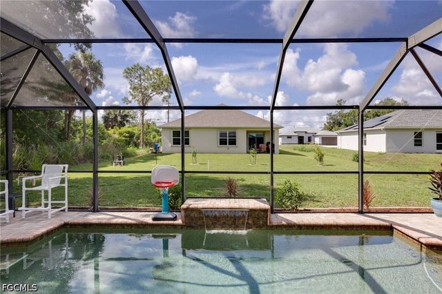 2707 7th ST W, Lehigh Acres, FL 33971