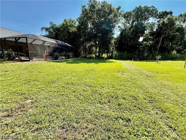 2707 7th ST W, Lehigh Acres, FL 33971